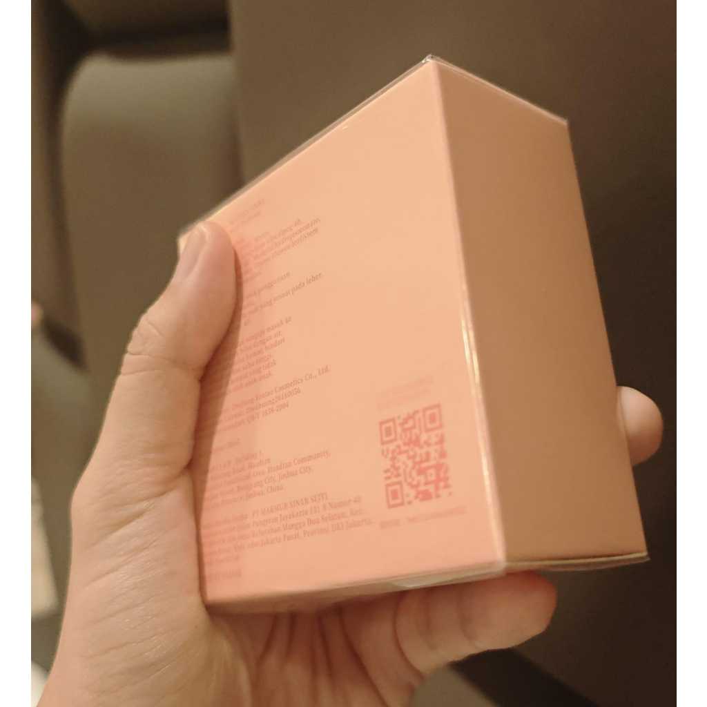 Perfume love pink