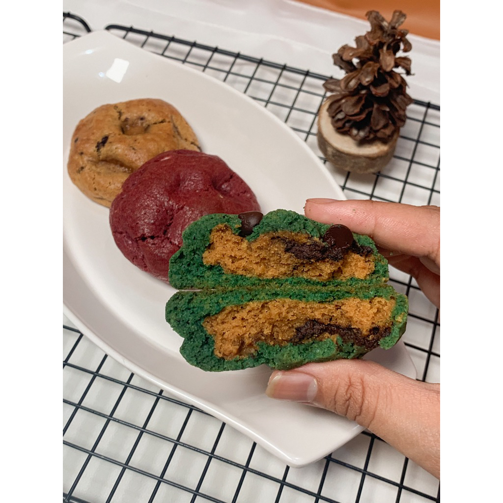 Monster Cookies