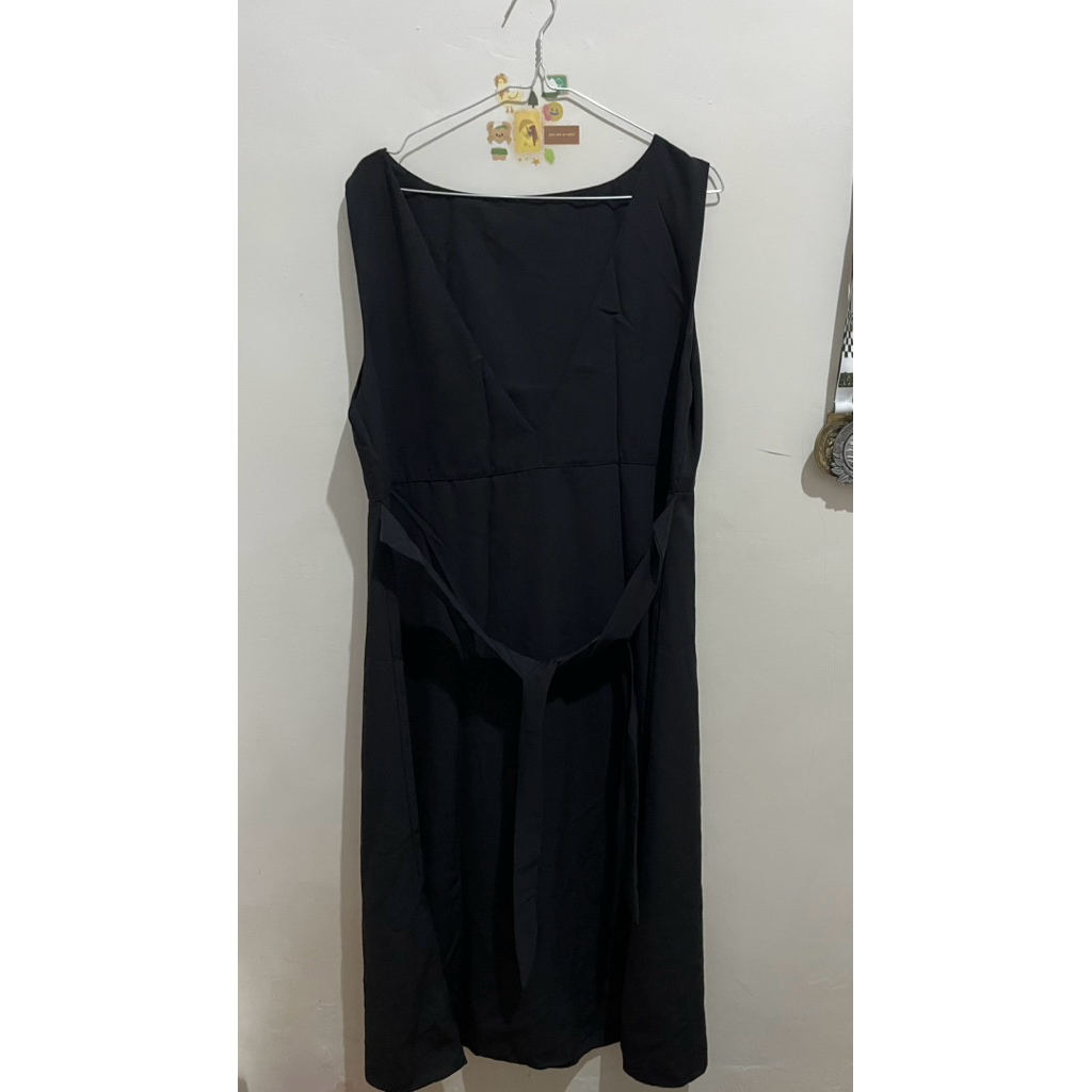 Preloved Dress Hitam