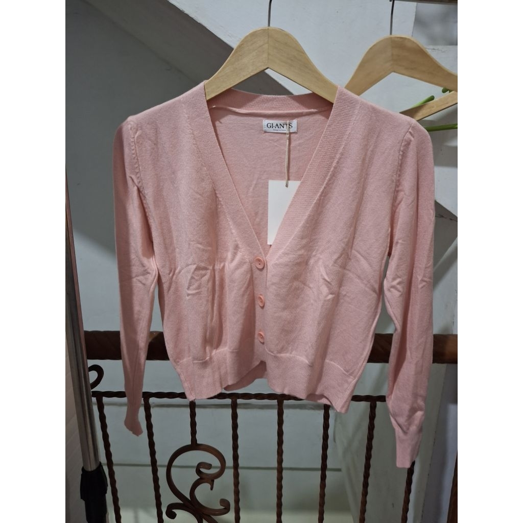 new outer knit giants