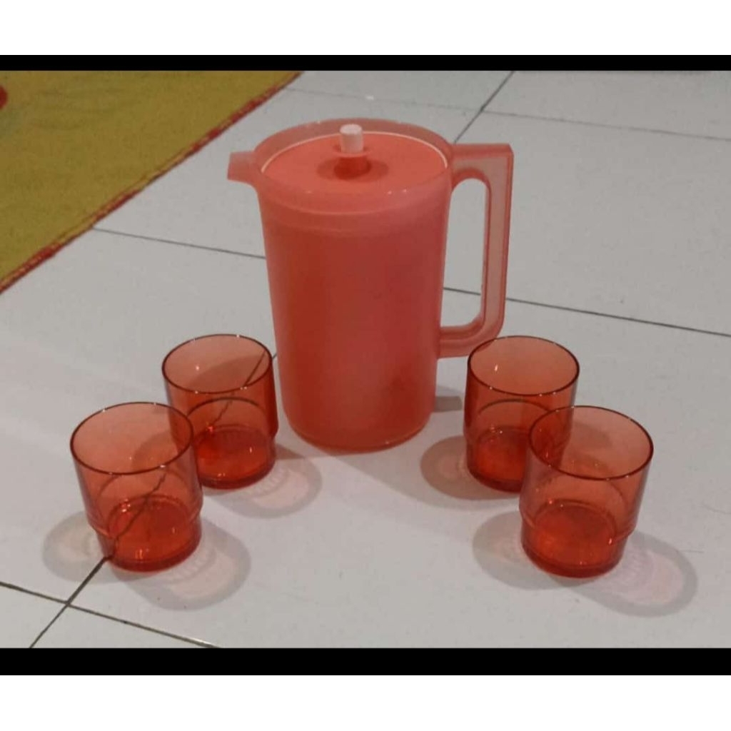 set teko dan gelas