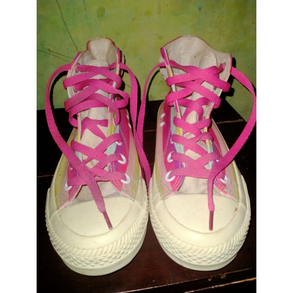 Sepatu Rainbow Beierpai