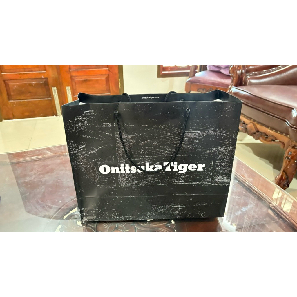 sepatu onitsuka