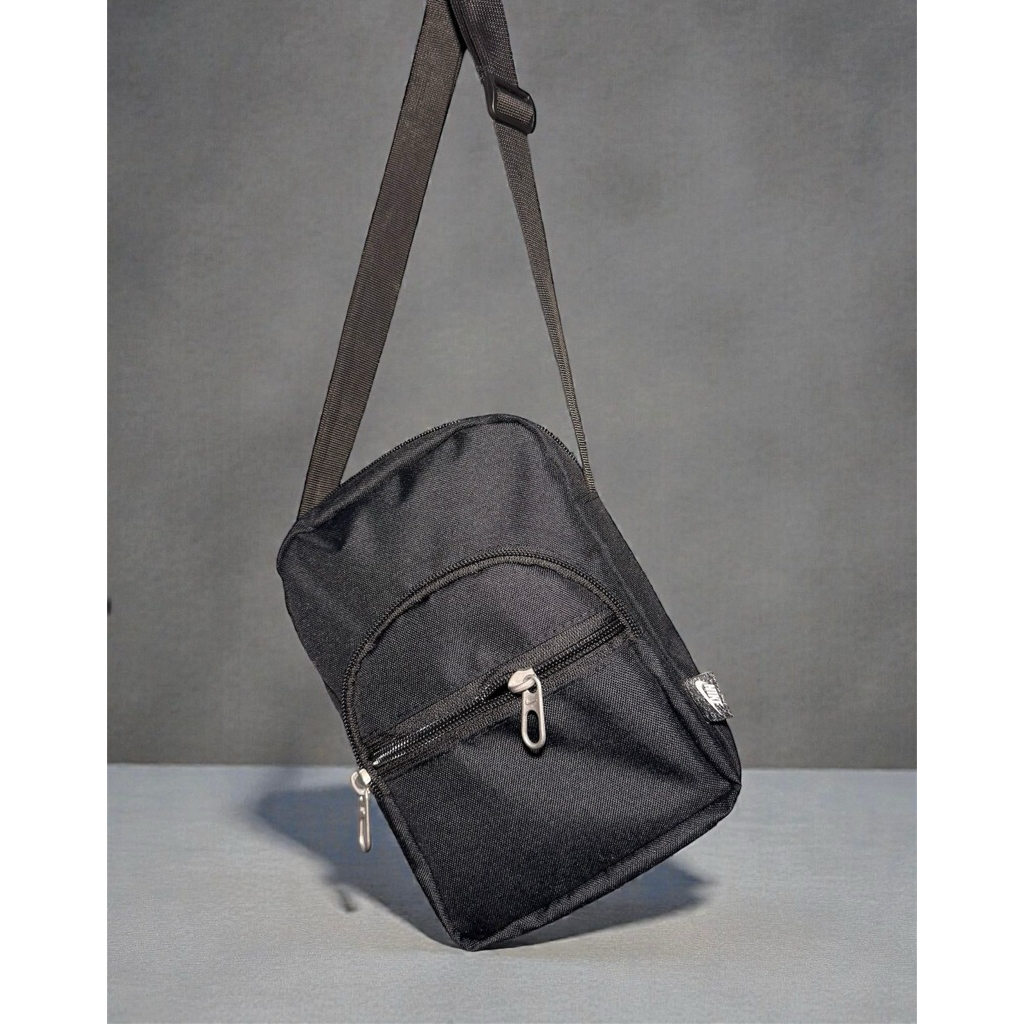 TAS pria elegan