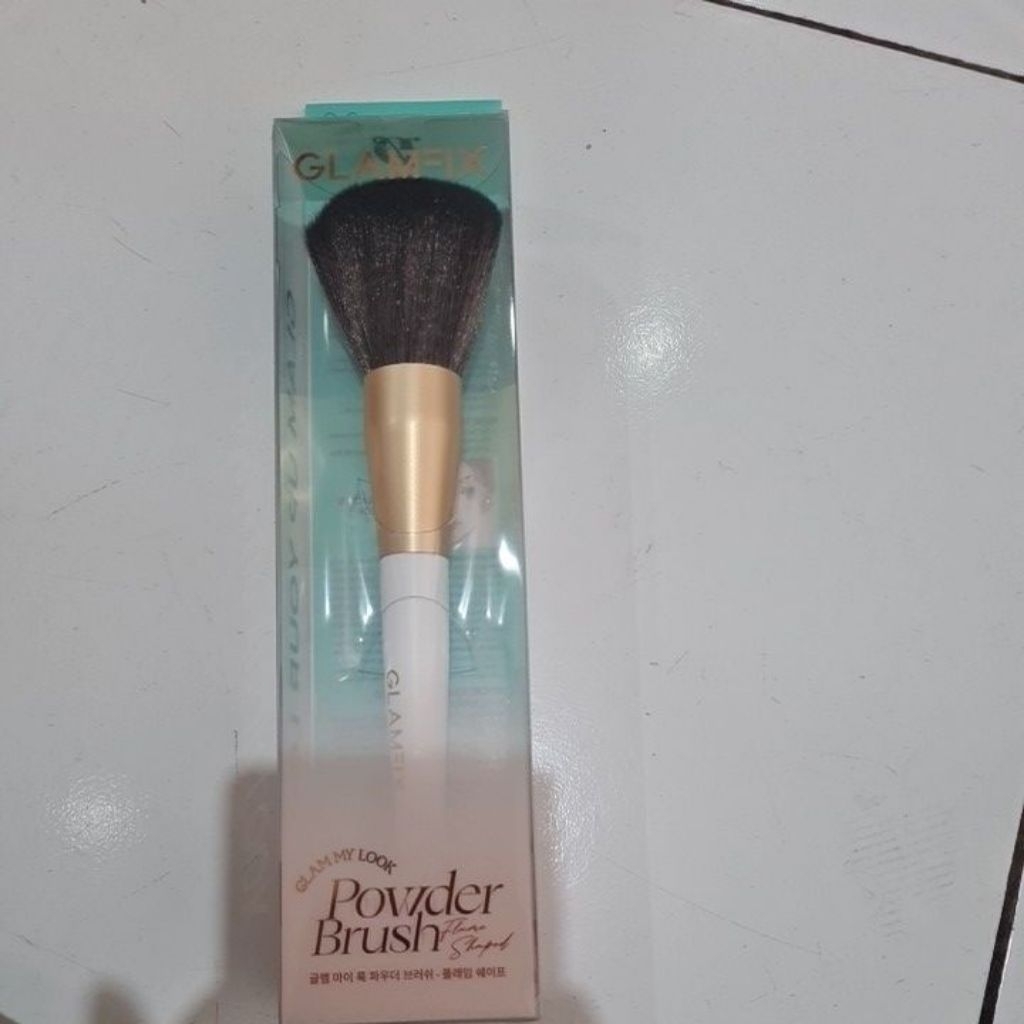 glamfix classic powder brush