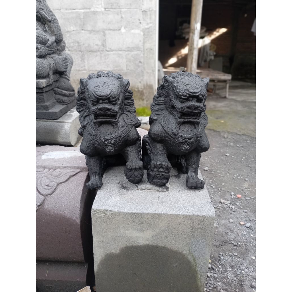 patung singa samsi
