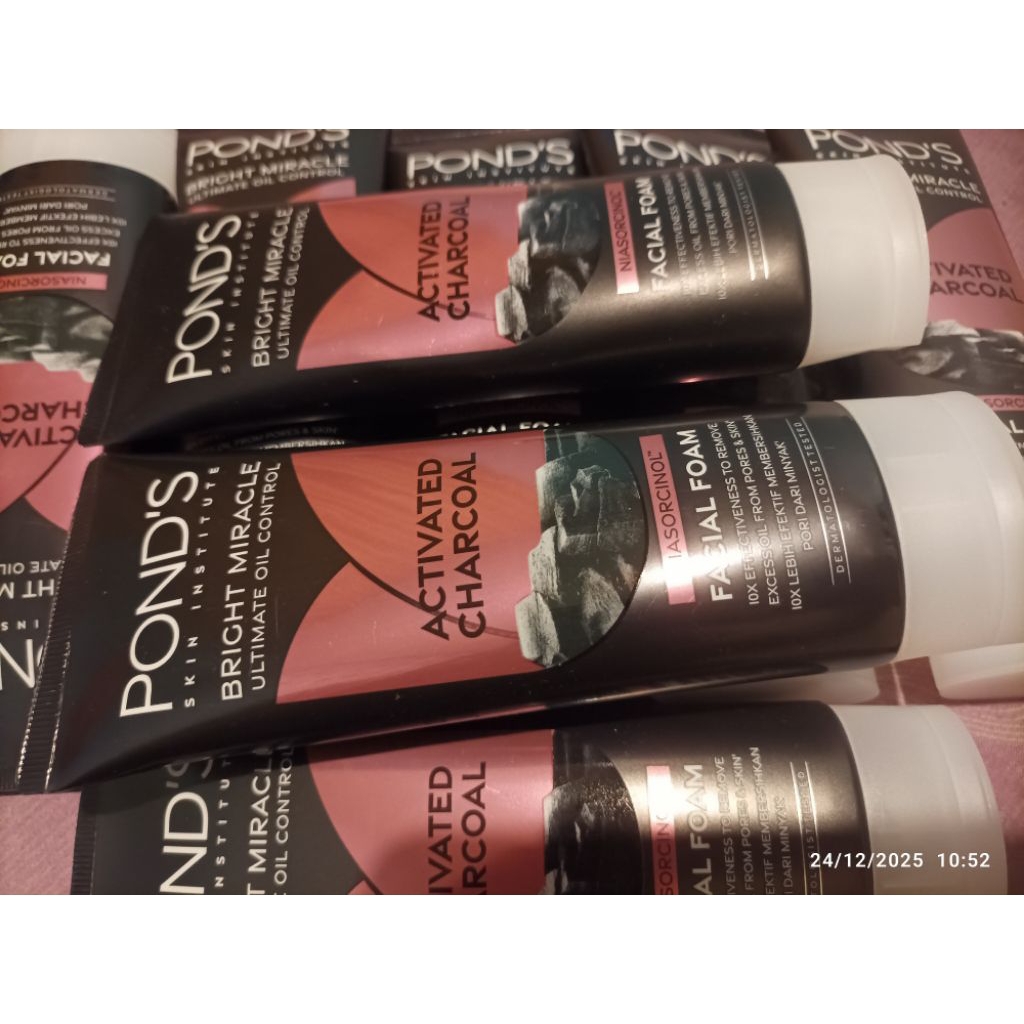 Pond's Activated Charcoal 100 g