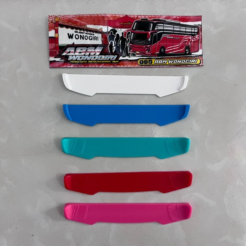 Winglet Miniatur Bus RKC