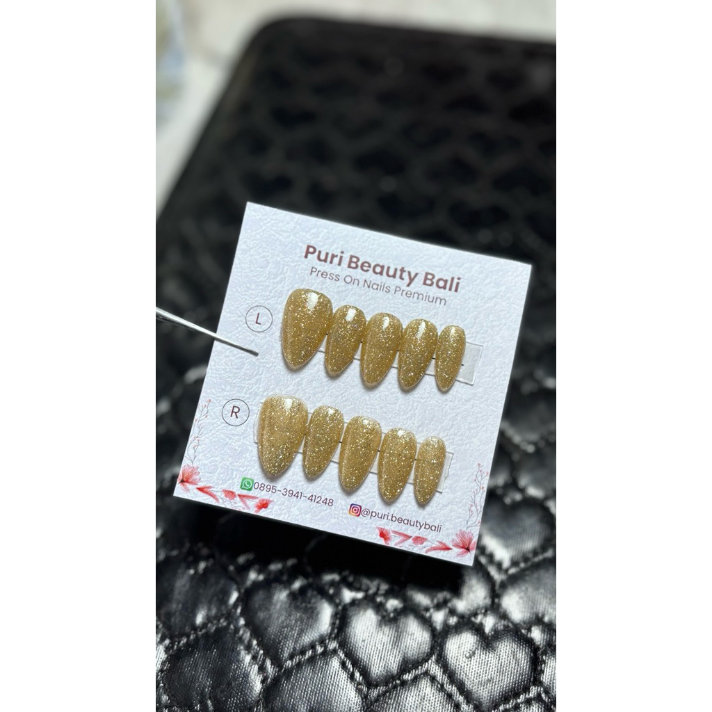 Press On Nails ~ GIAY Hand Made