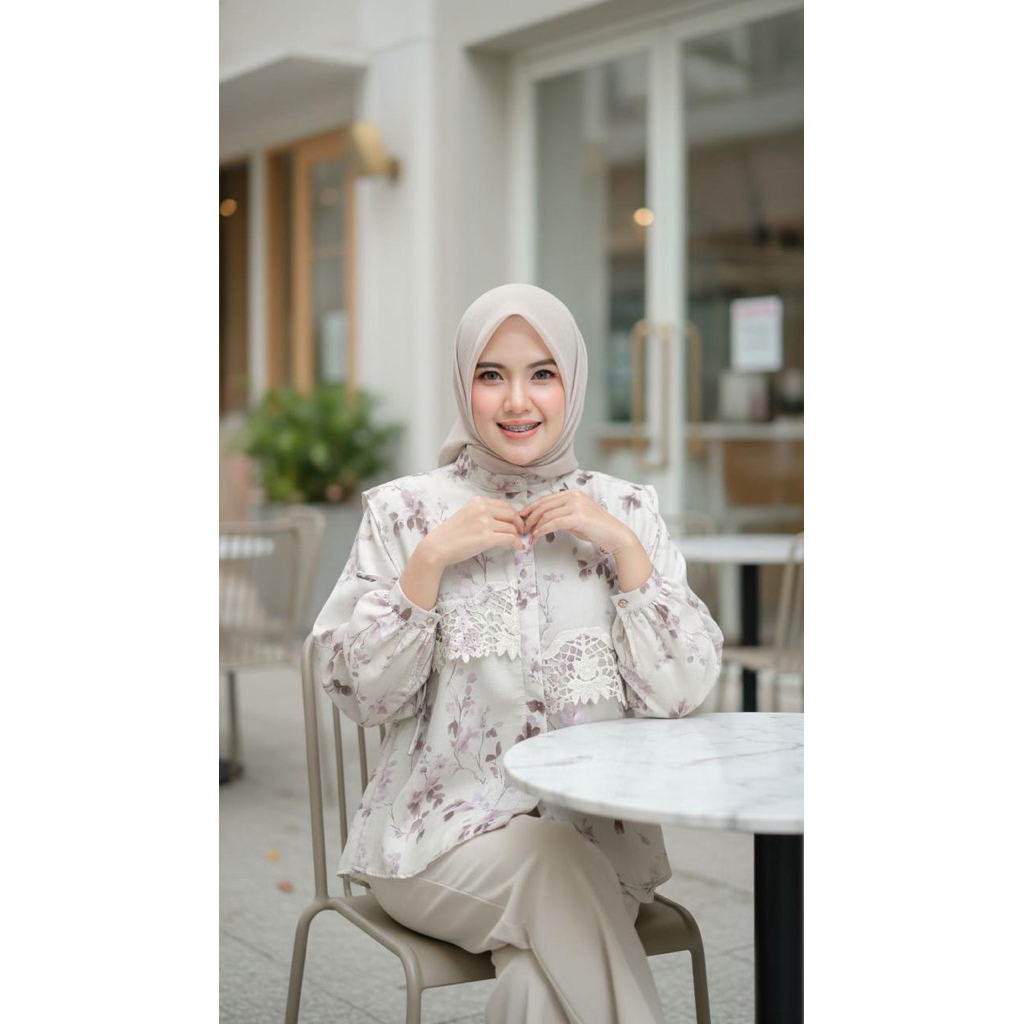 Serasa blouse by bening