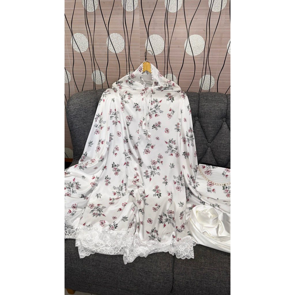 Mukena Aurelia White