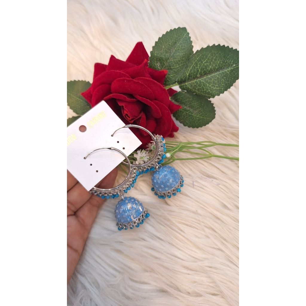 Anting lonceng denim