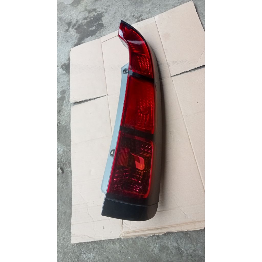 stoplamp kanan mobil stream
