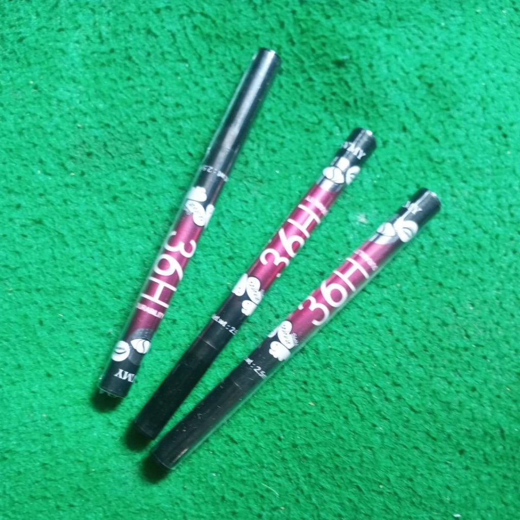eyeliner