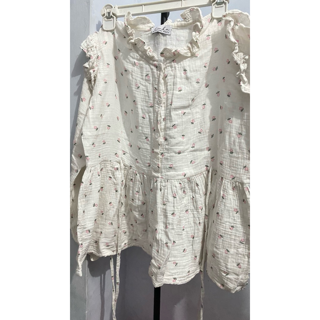 blouse bunga