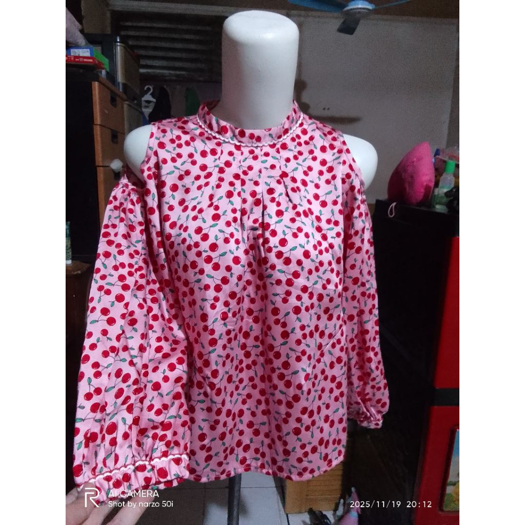 Blouse Cherry