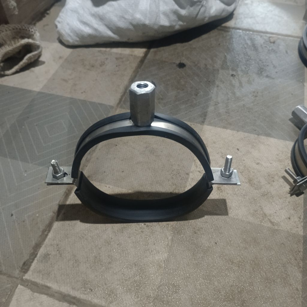 klem holder pipa 4" stenlis 304