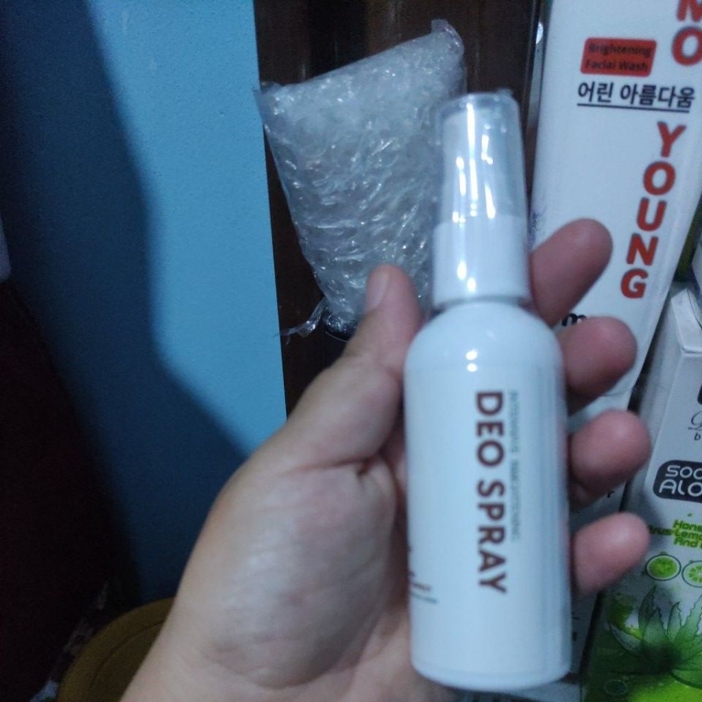 Deo Spray Mo Young Beauty
