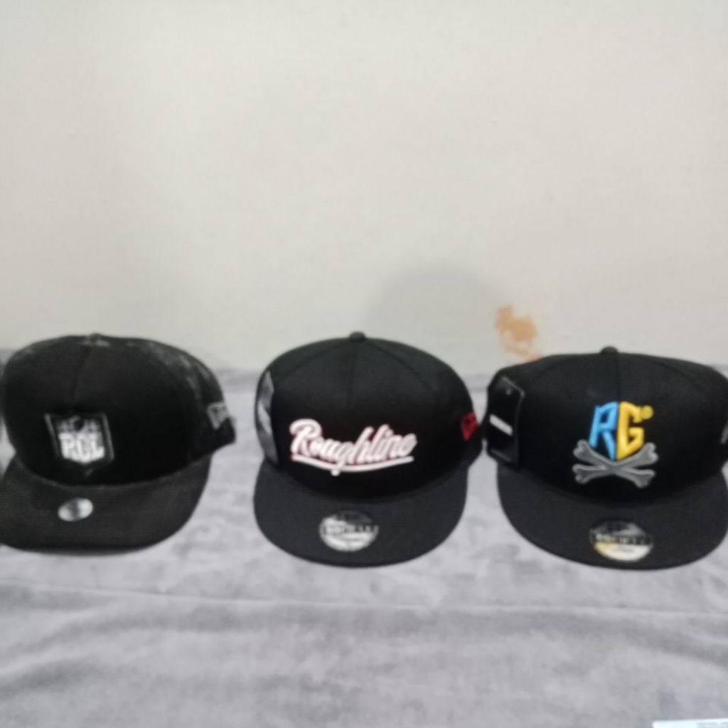 topi.