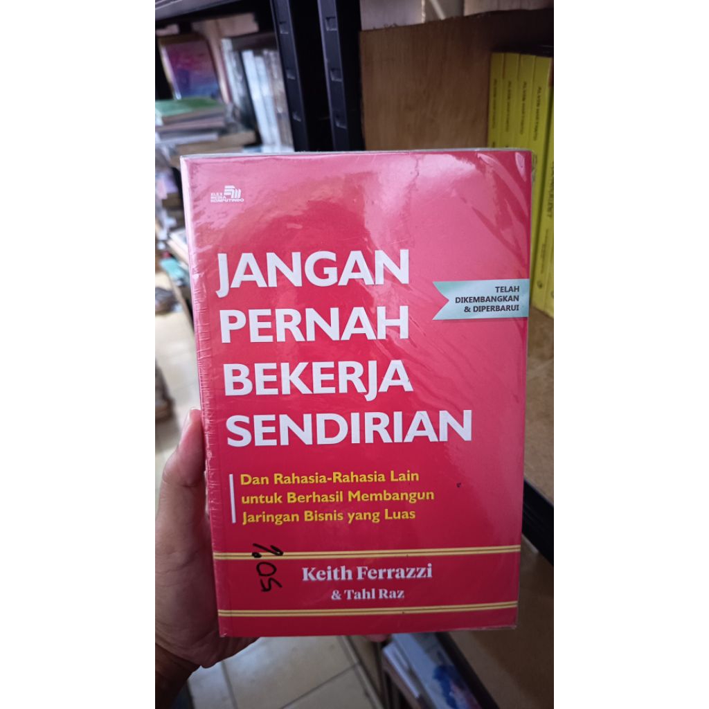 JANGAN PERNAH BEKERJA SENDIRIAN. EDIT