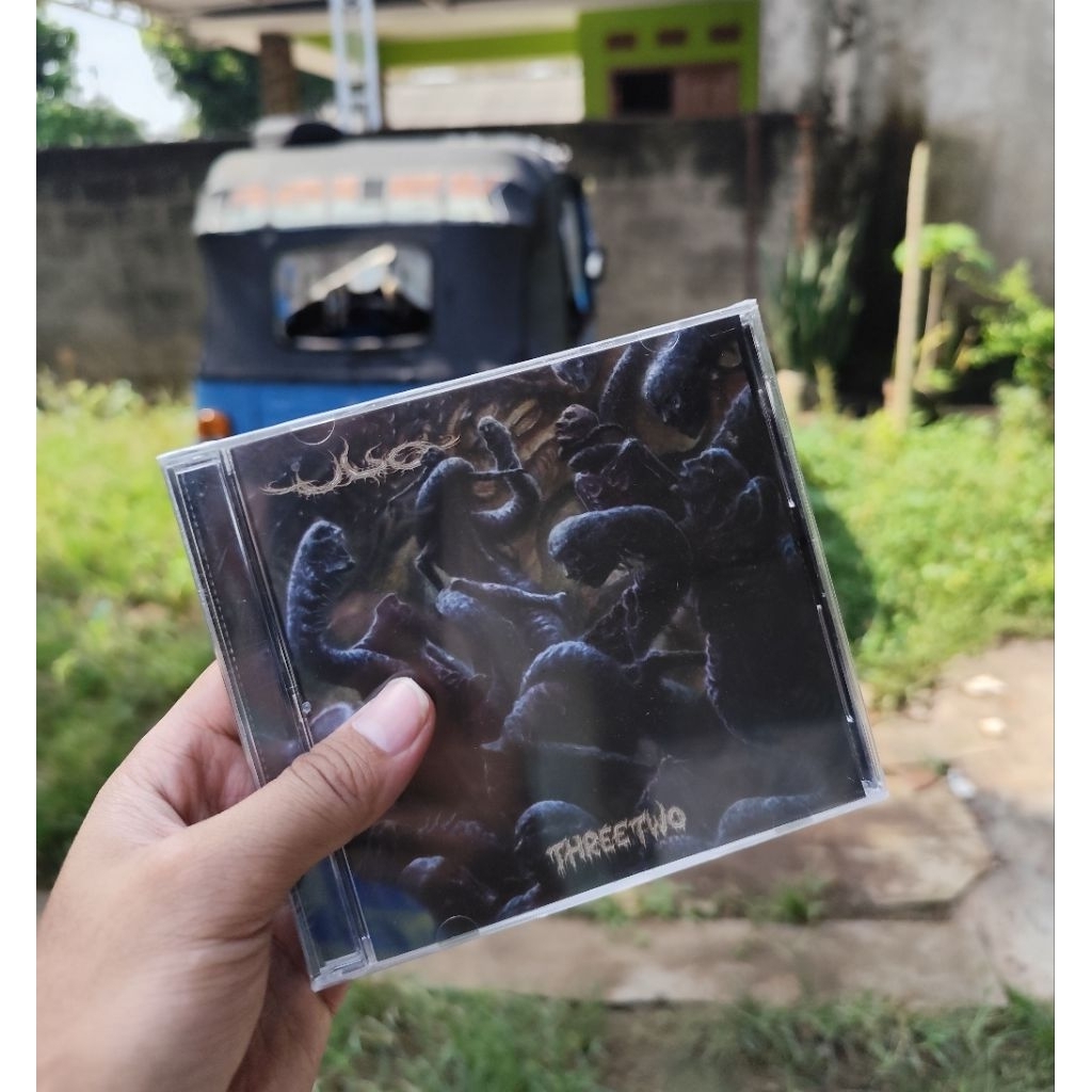 CD ULO - ThreeTwo