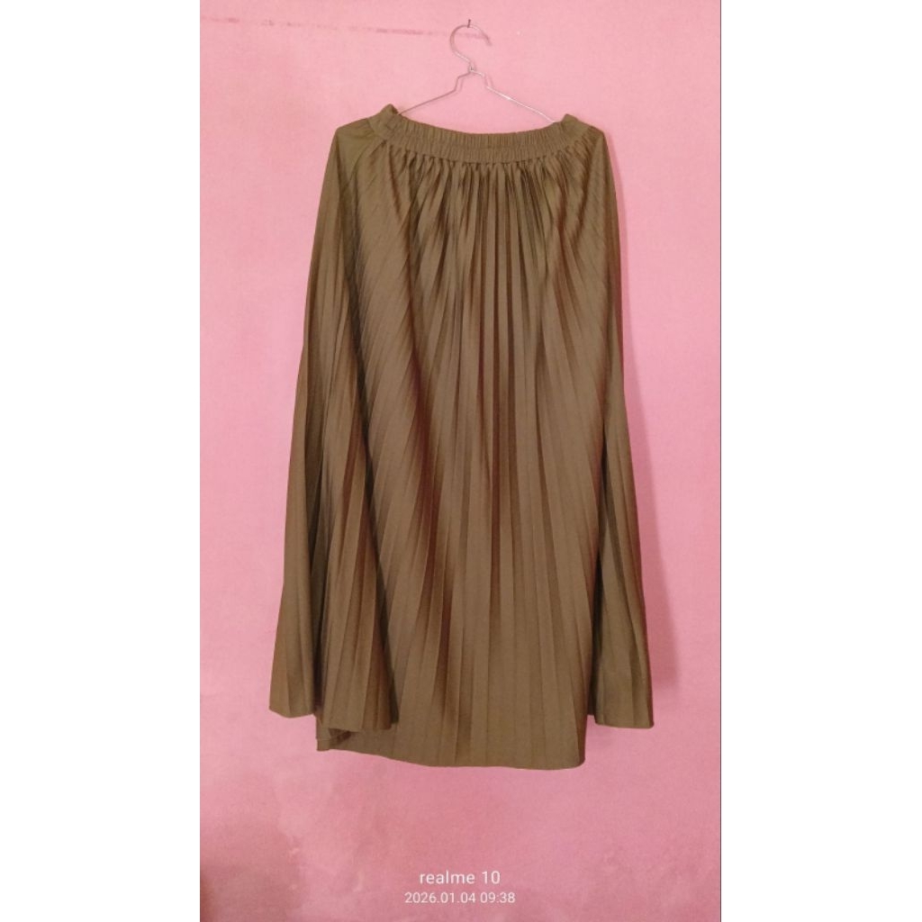Rok plisket wanita
