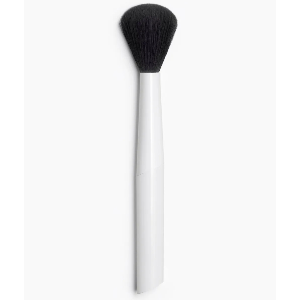 ZARA SMALL BLUSH BRUSH