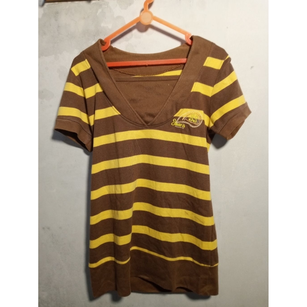 Atasan cewek preloved