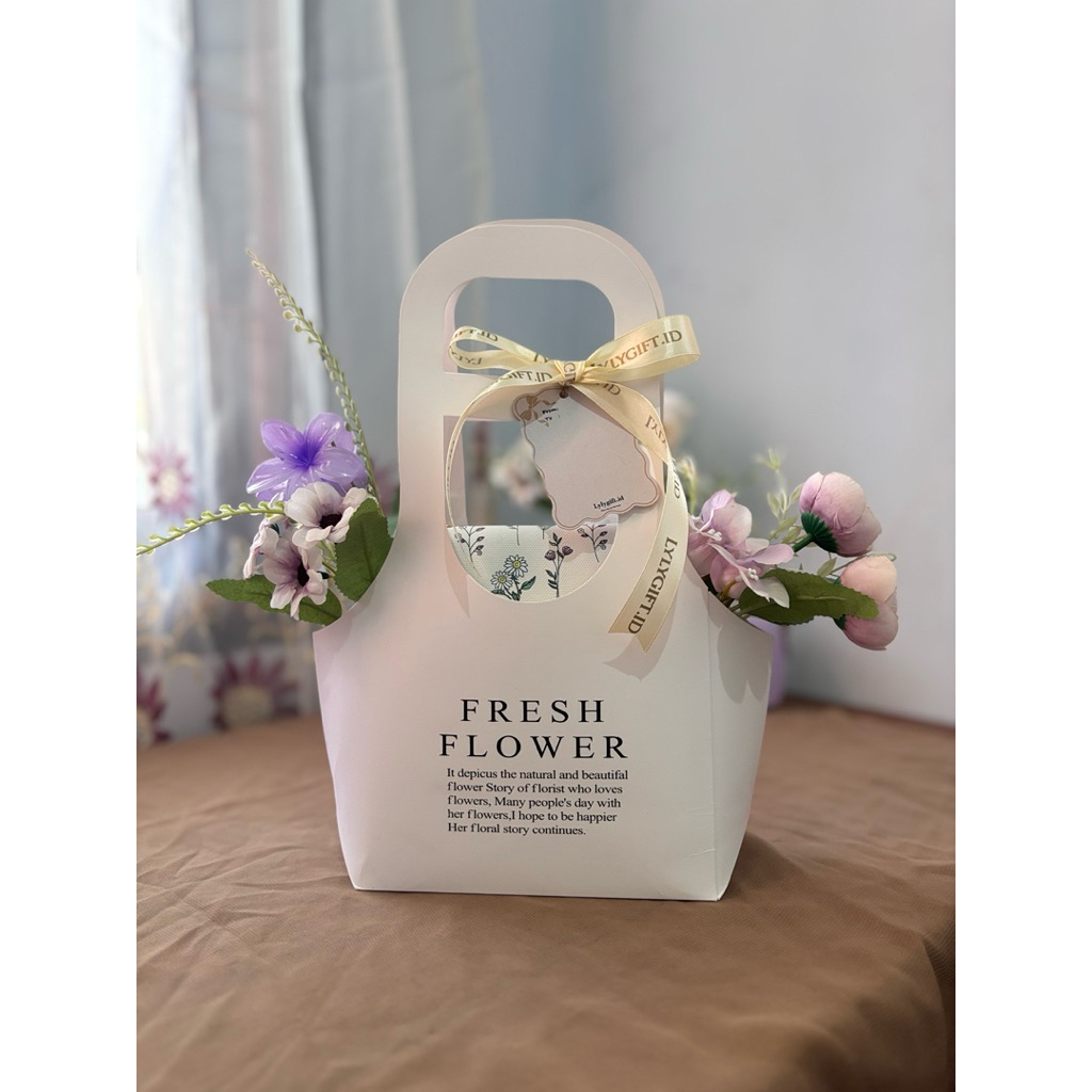 lyly hampers