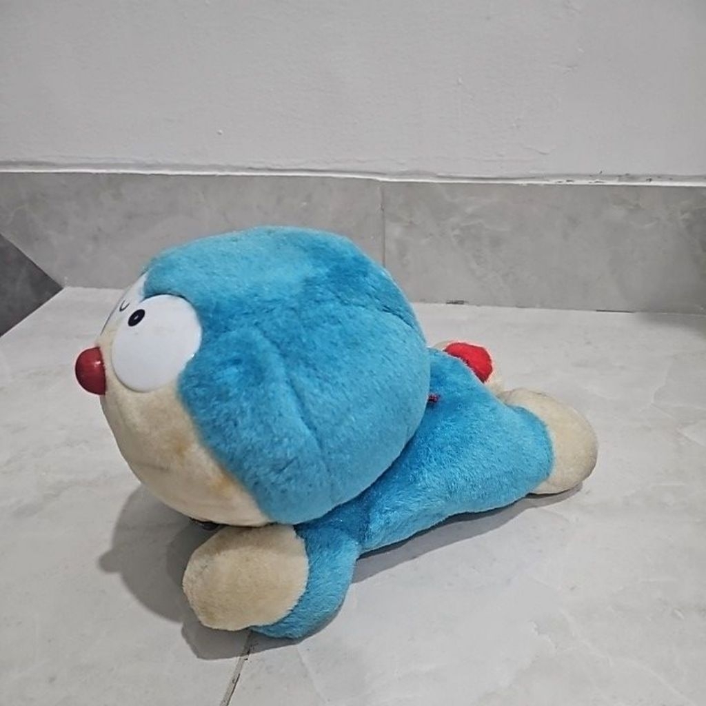 Boneka Doraemon