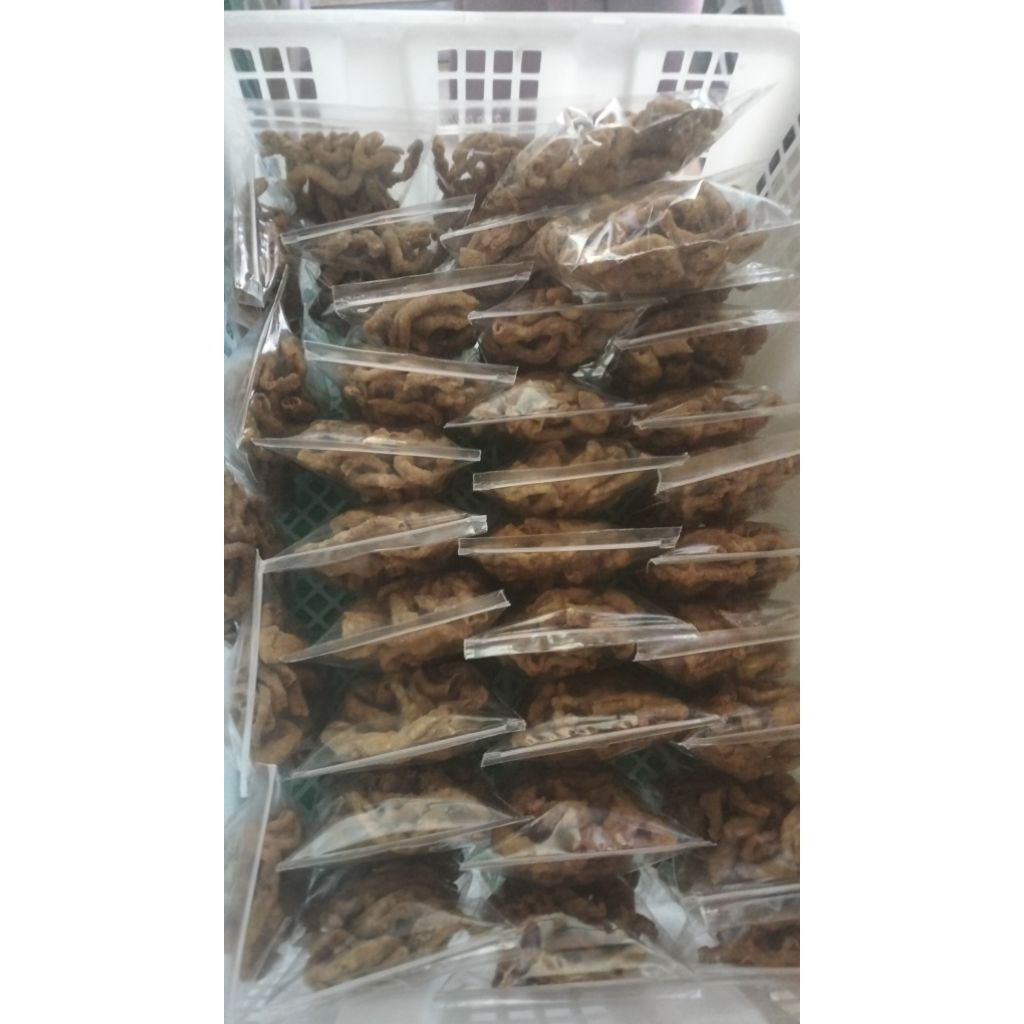 Kripik usus renyah gurih