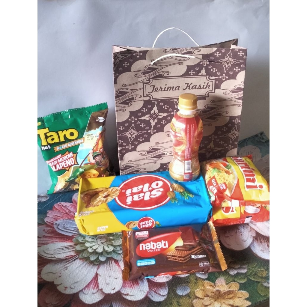 Paper Bag batik besar (50pcs)