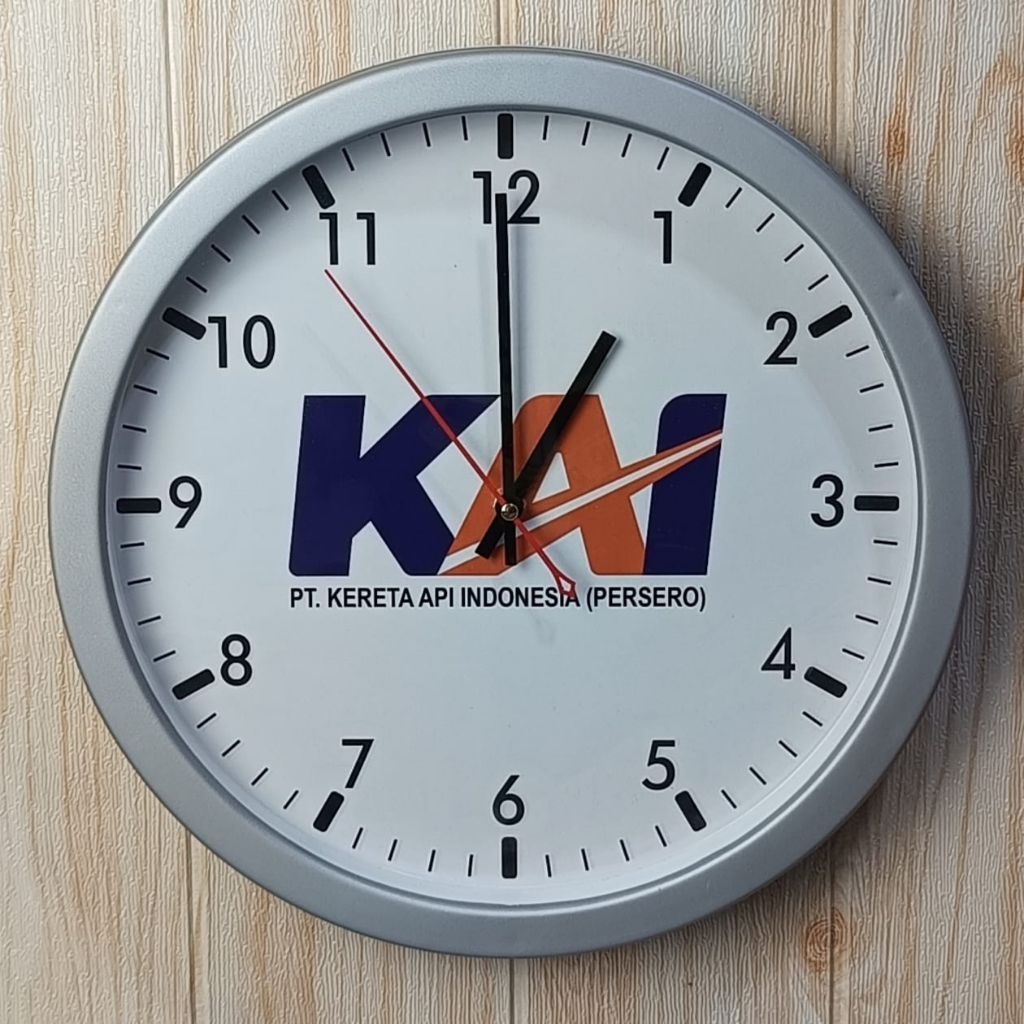 Jam dinding KAI 32cm