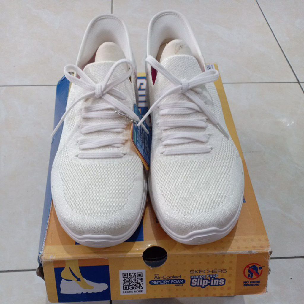Sepatu SKE 124568/OFWT