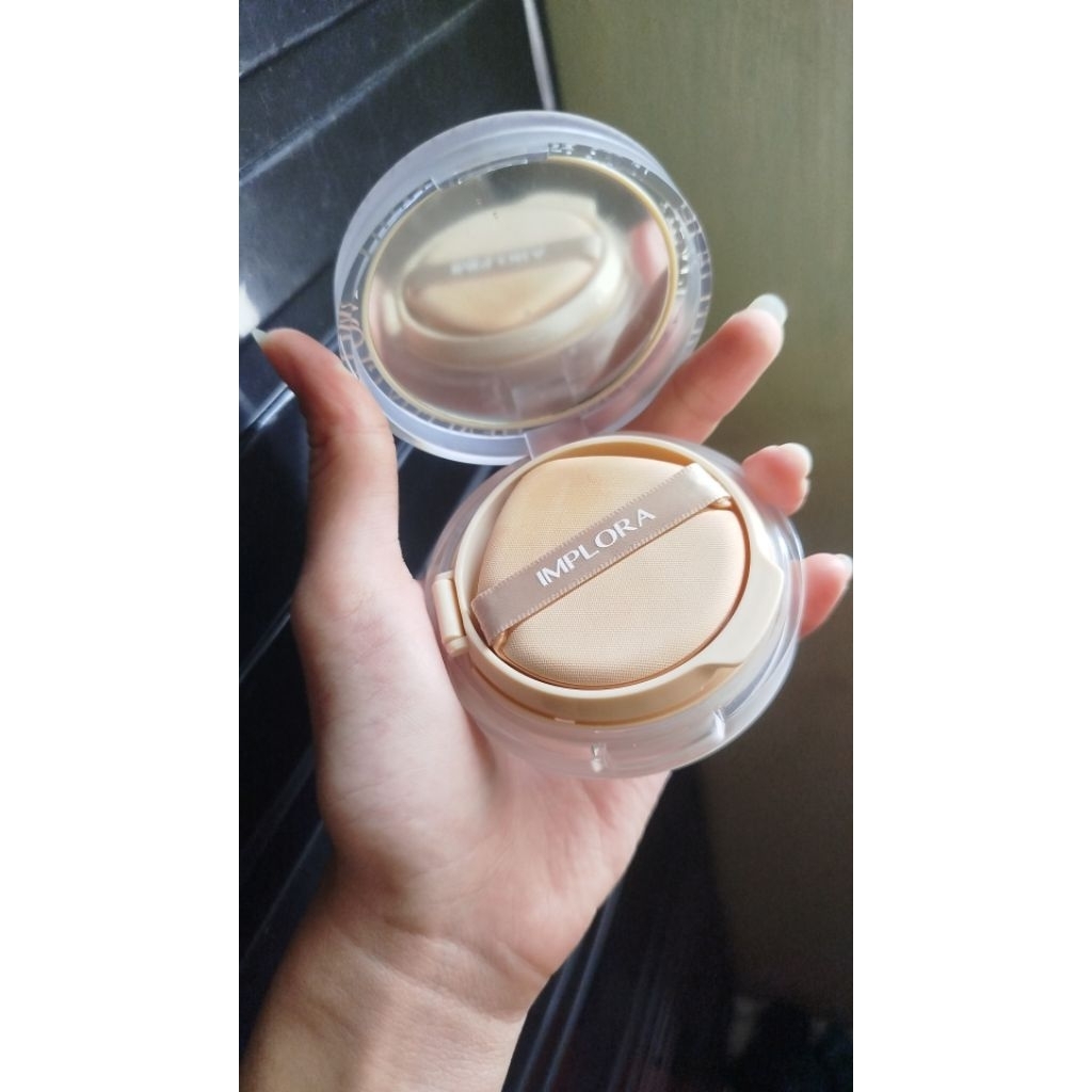 wts cushion implora shade ivory