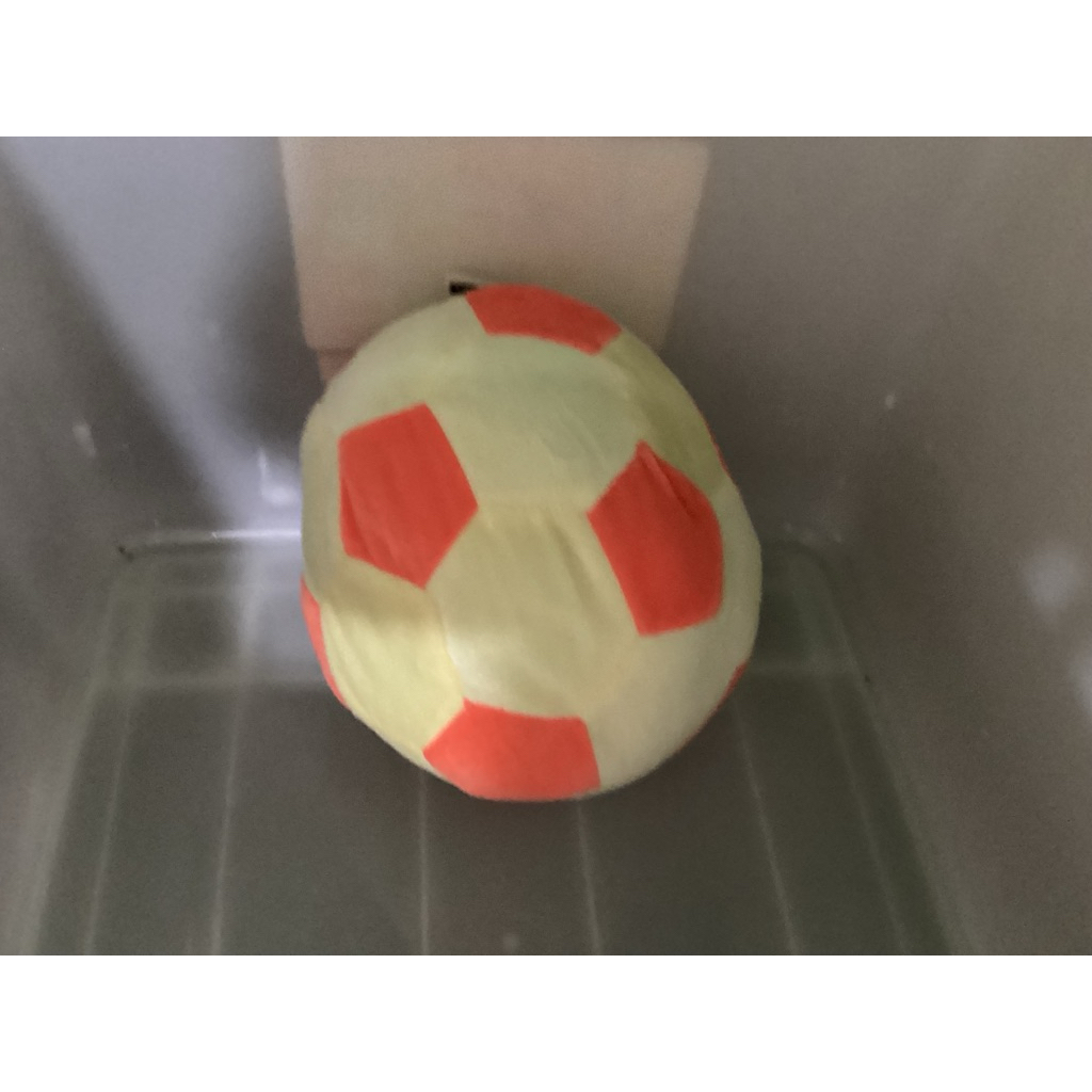 Boneka Mr DIY Bola
