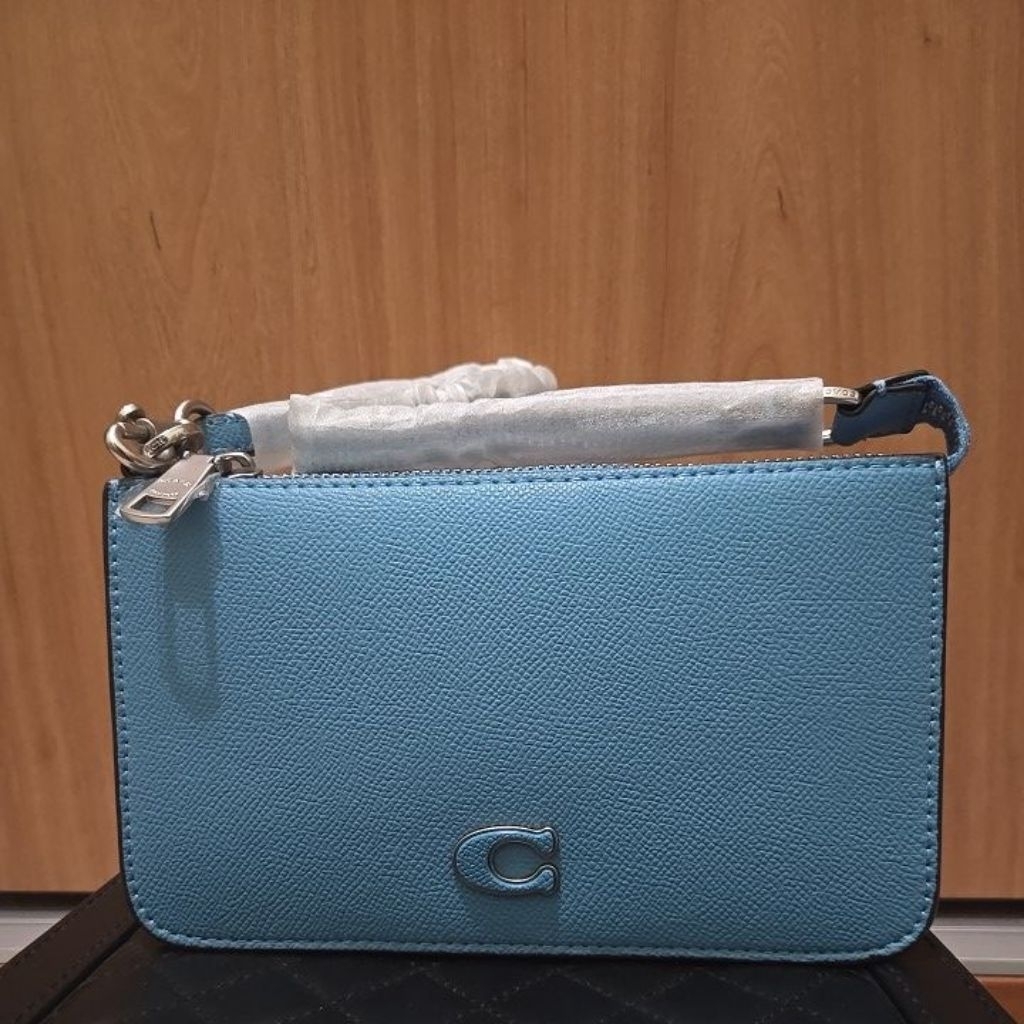 pouch blue