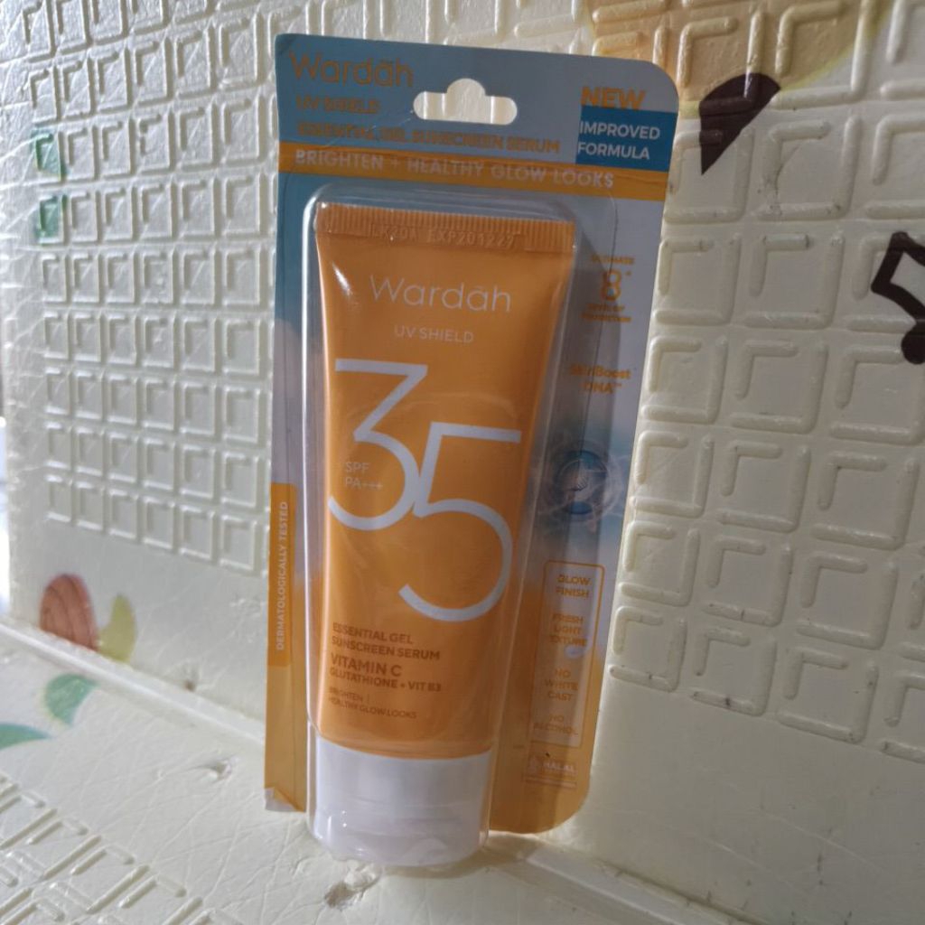 UV shield with Vit C wrdh