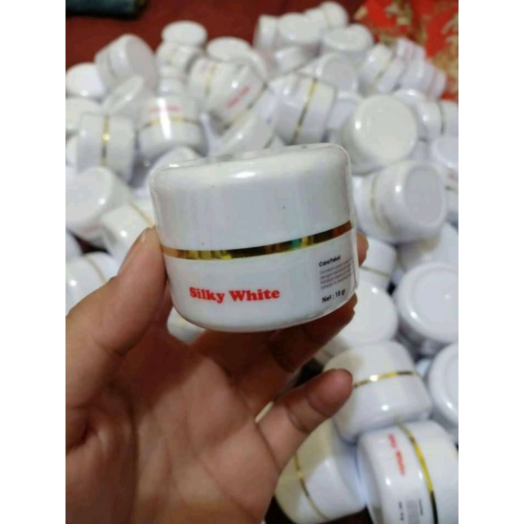 silky white beli 1 dapat 2