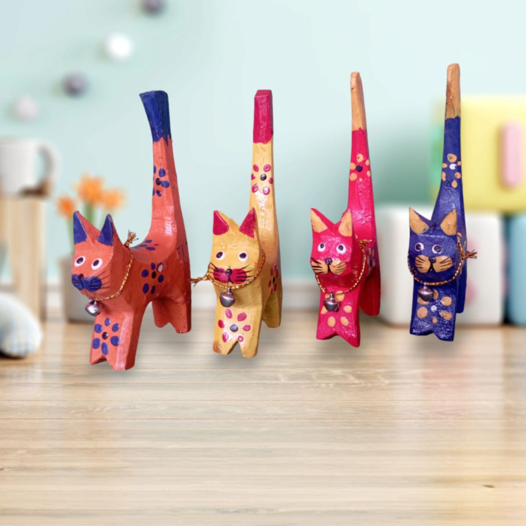 patung kucing mini