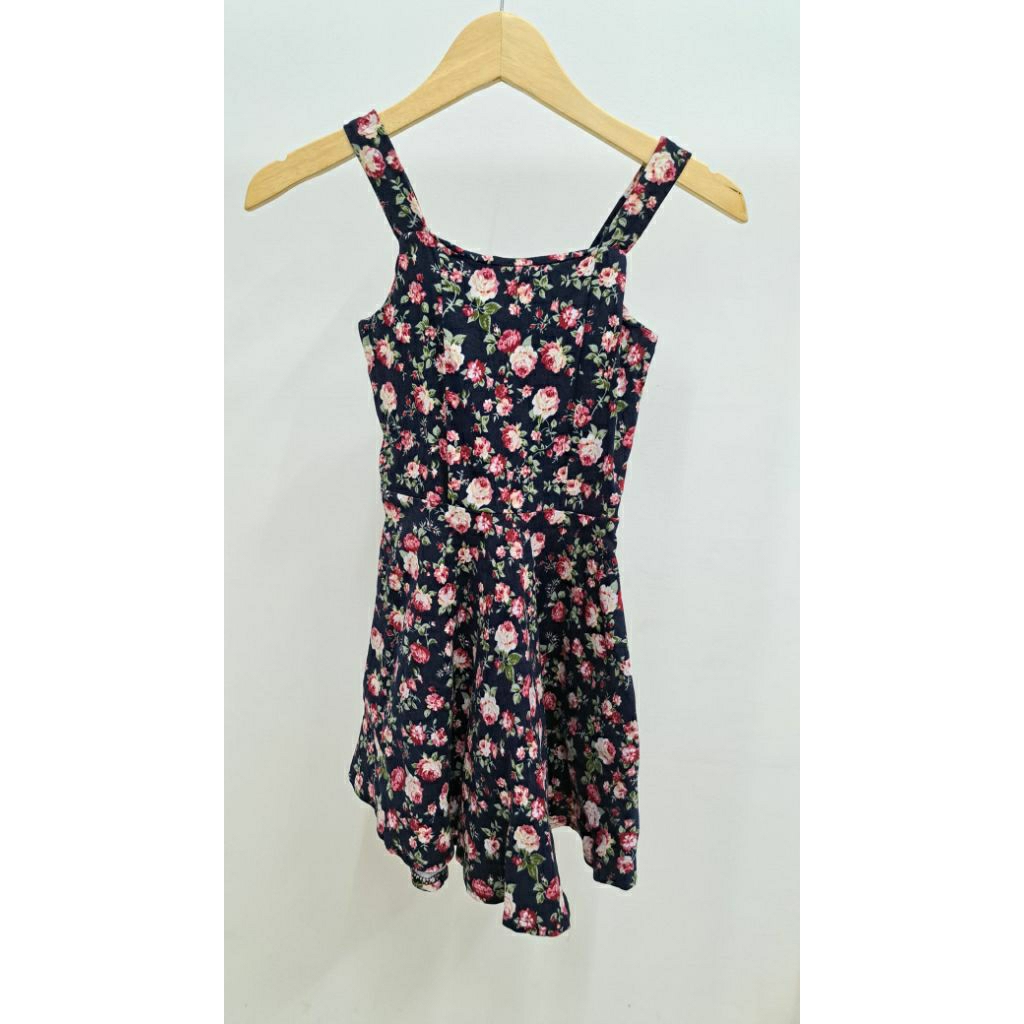 Dress Bunga Tanpa Lengan
