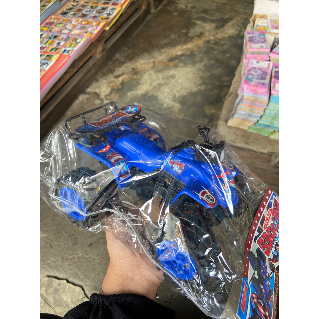 Mainan Motor motoran
