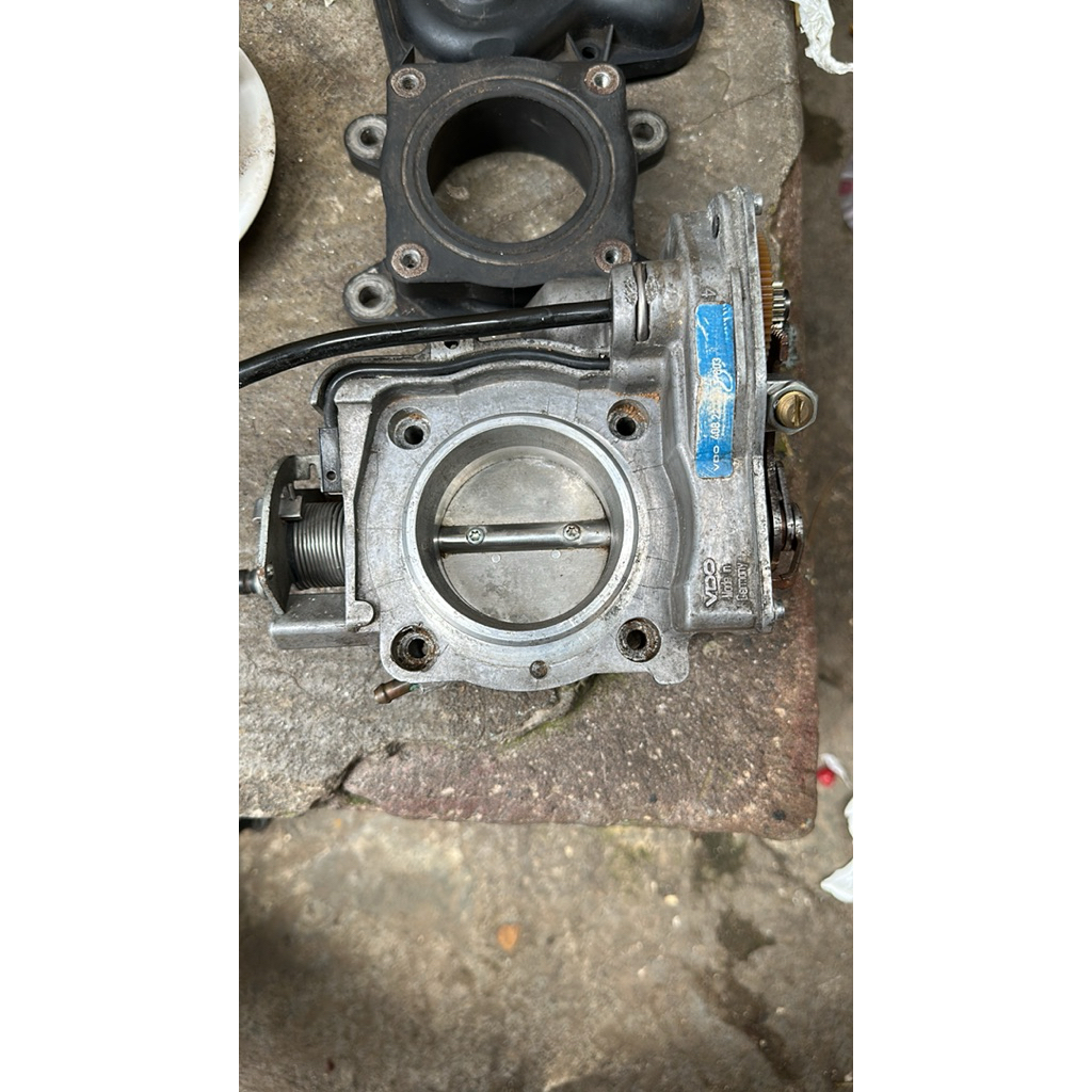 throtle valve w202/w124m111