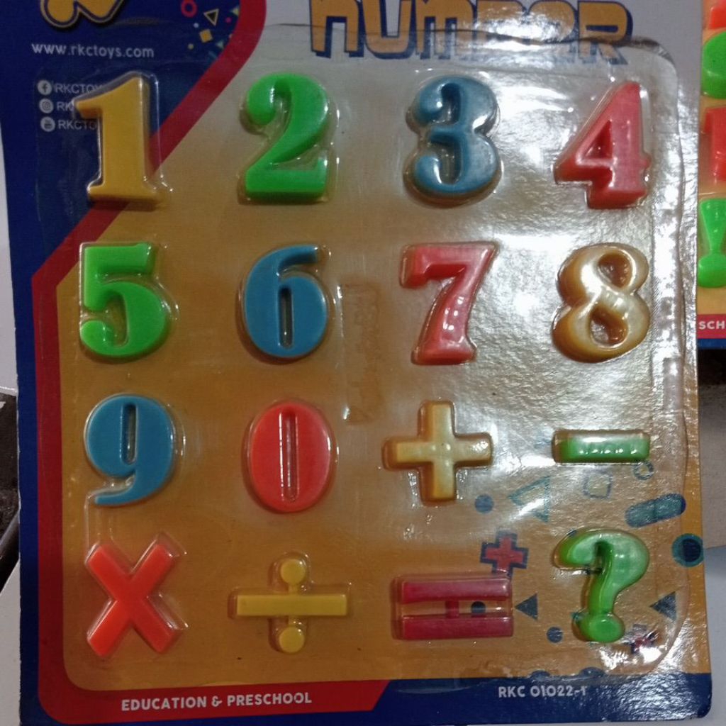 mainan magnet angka