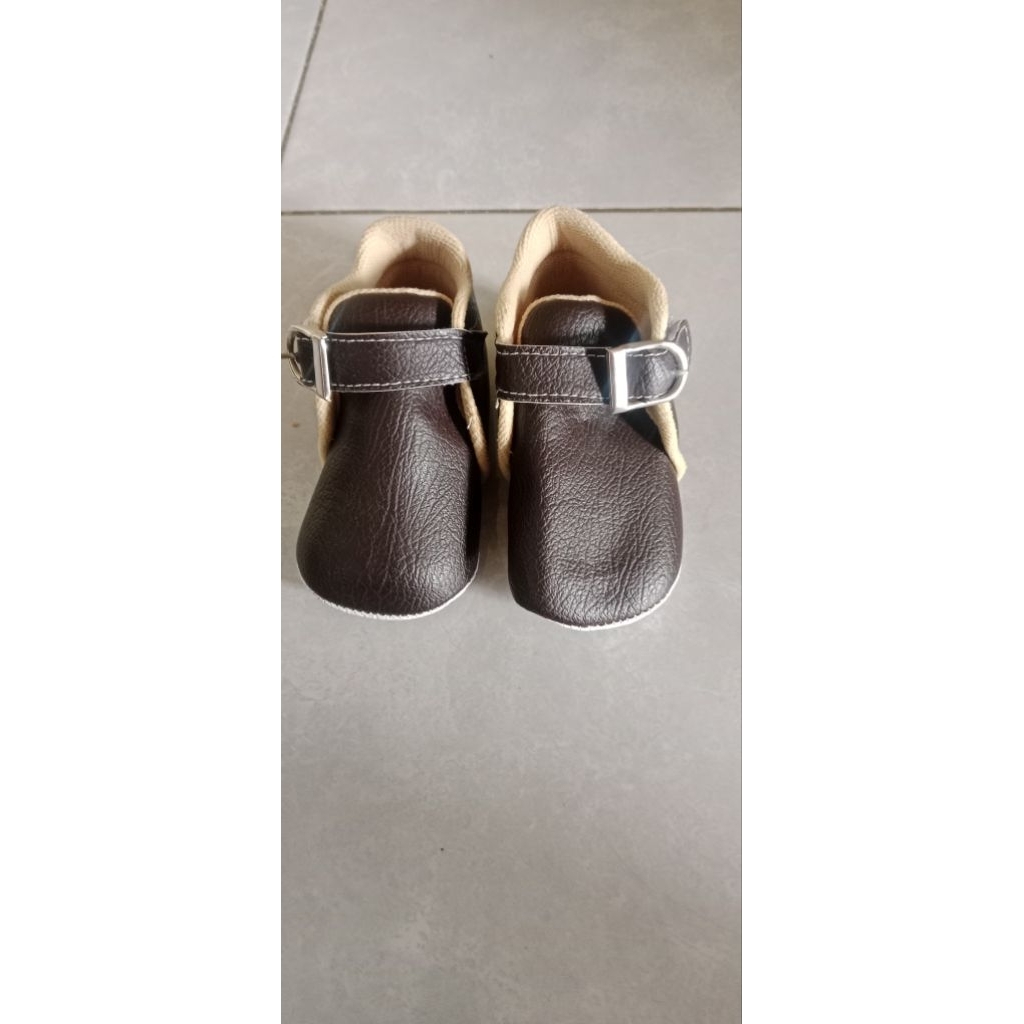 PRELOVED Sepatu Bayi Prewalker