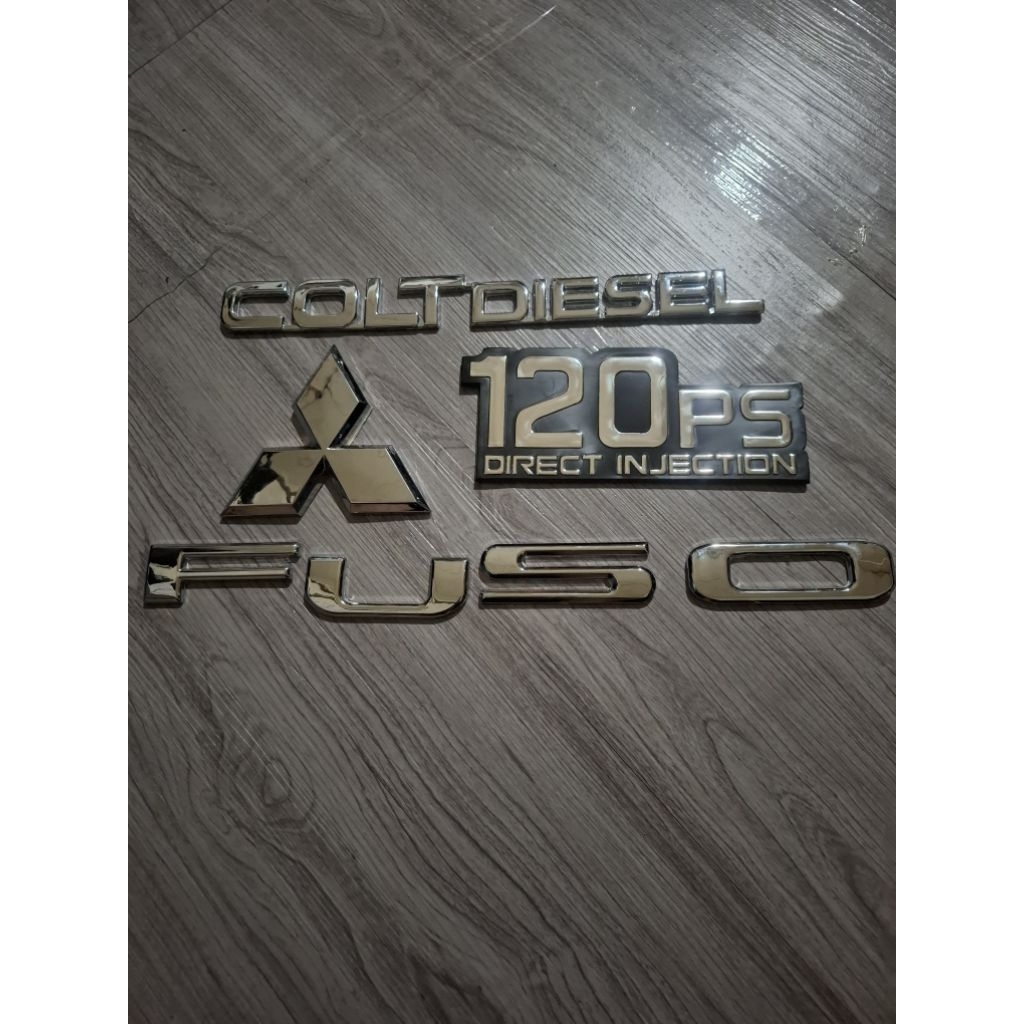 Emblem 120ps full chrome dapat 4pc