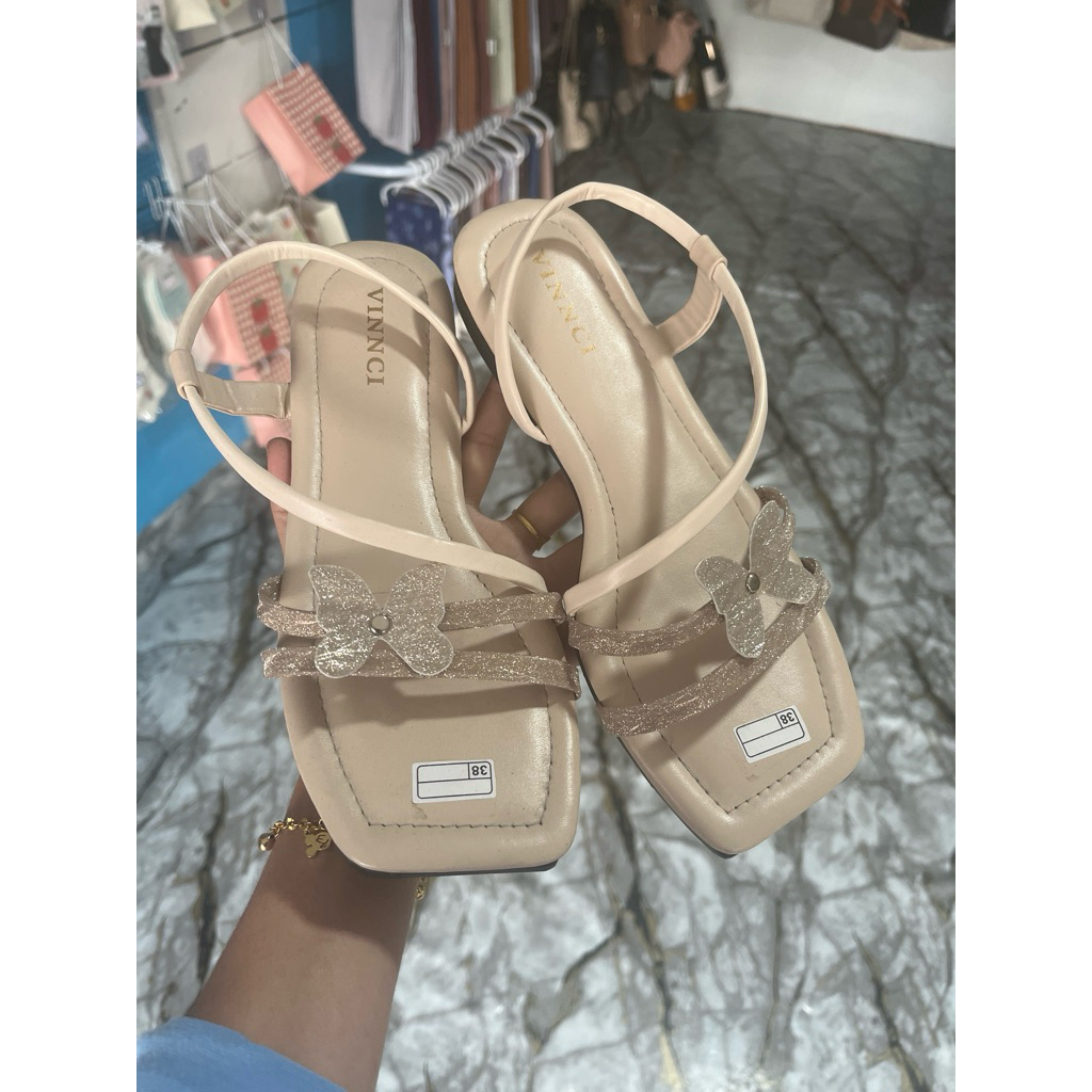 sandal tali bunga