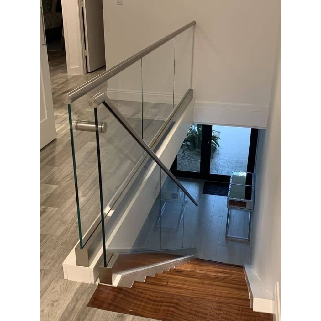balkon railing tangga staenlessteal kaca