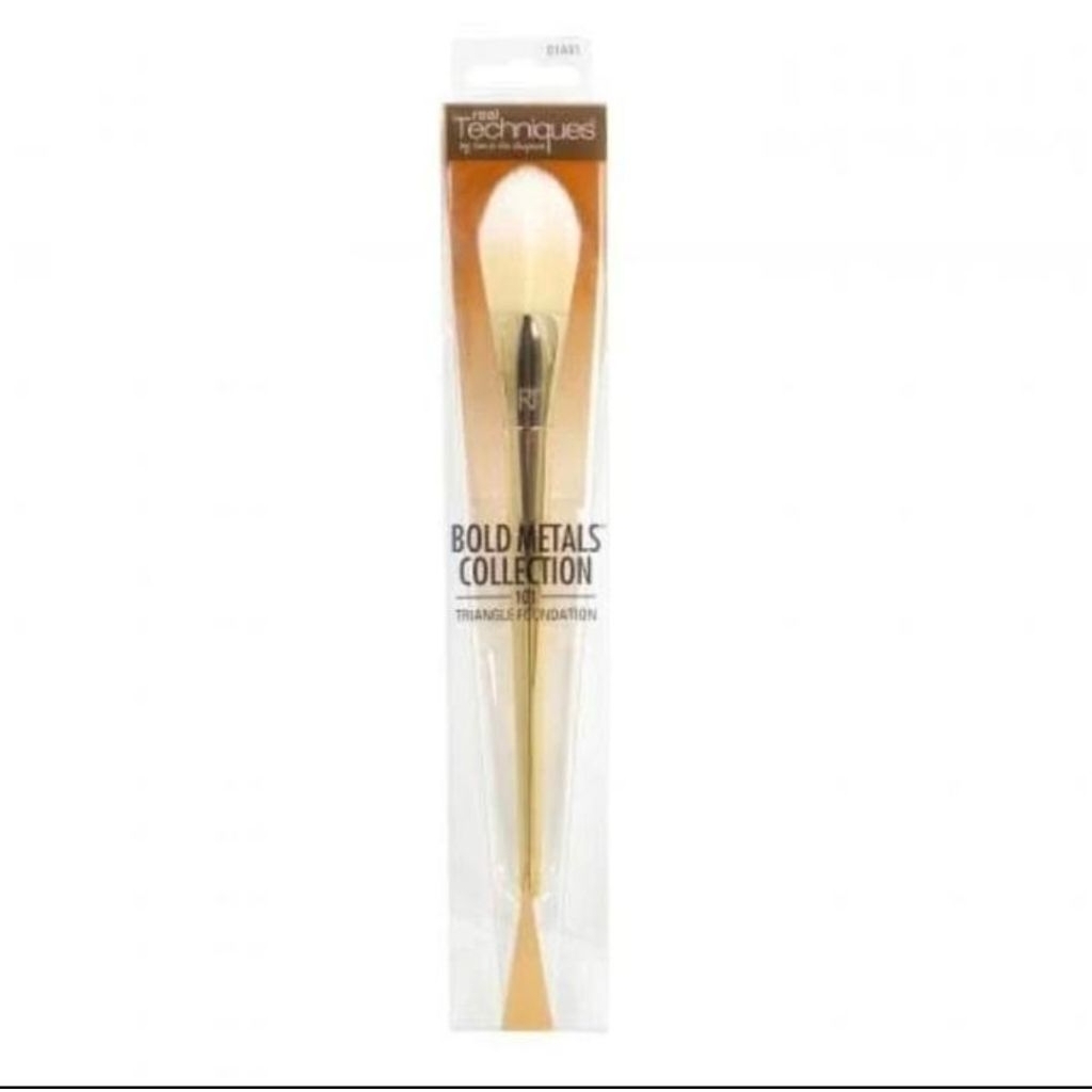 Real Techniques Bold Metal 1441 Triangle Foundation Brush