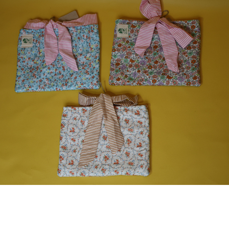 Coquette Pouch